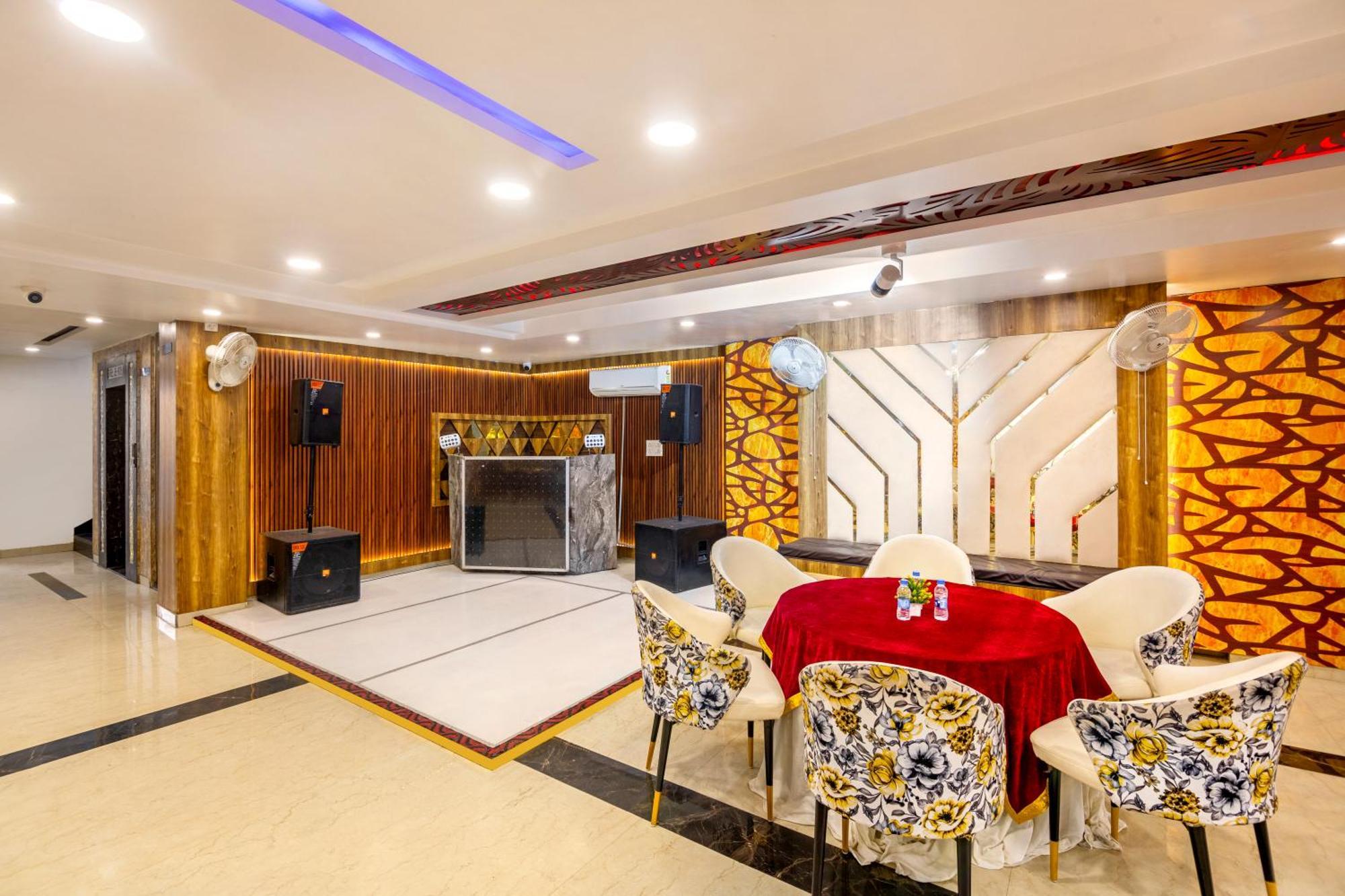 Shree Jee Hotel - Nit Faridabad Ngoại thất bức ảnh