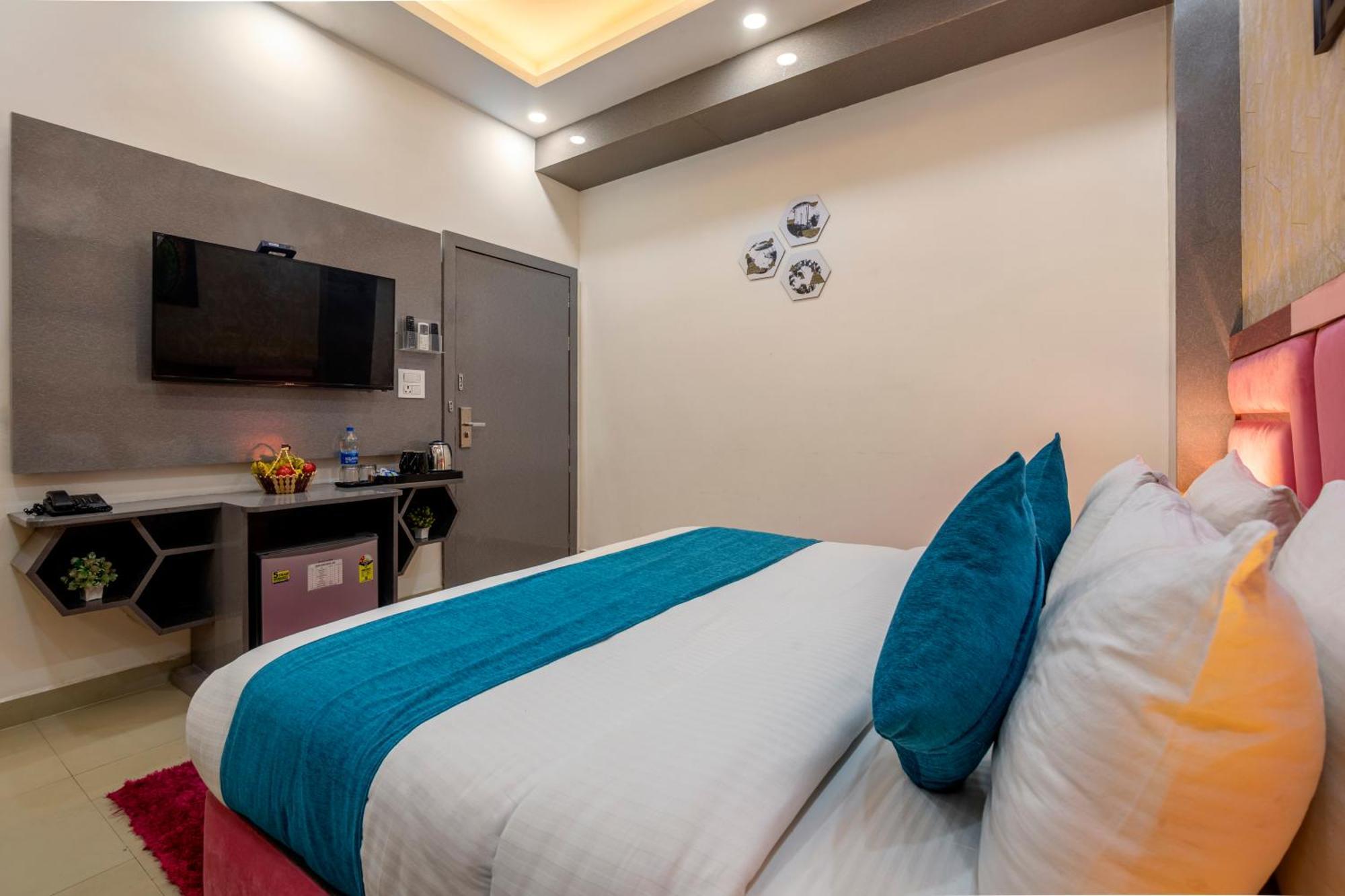 Shree Jee Hotel - Nit Faridabad Ngoại thất bức ảnh